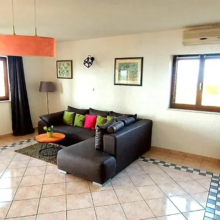 Olivista Croatia Apartments Njivice Room photo