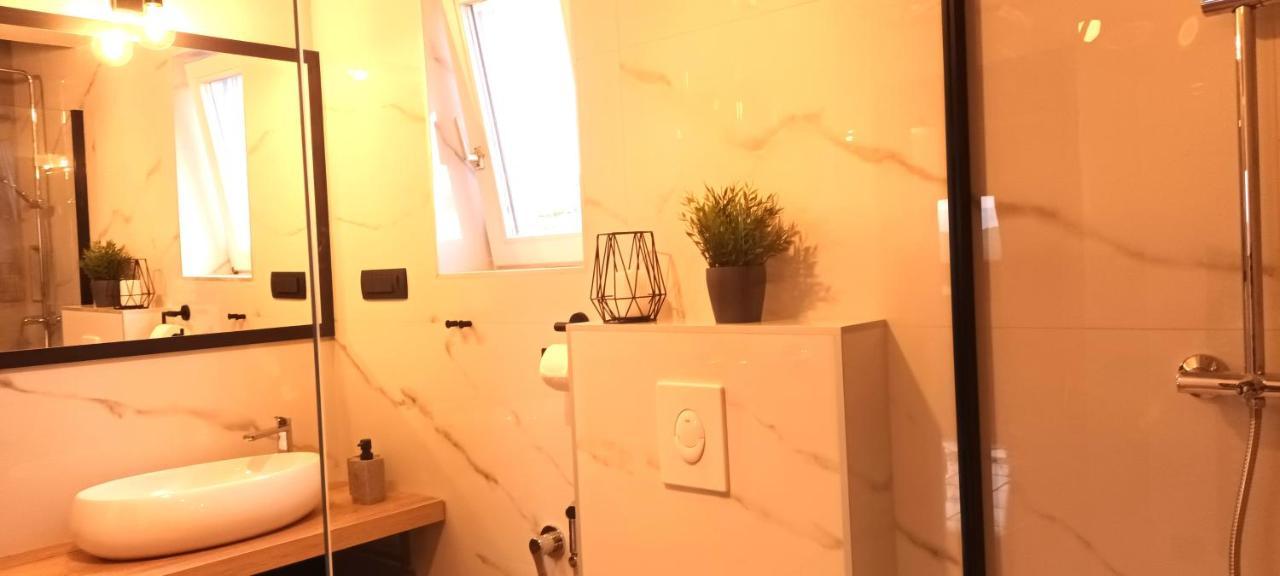 Apartment Olivista Croatia Njivice